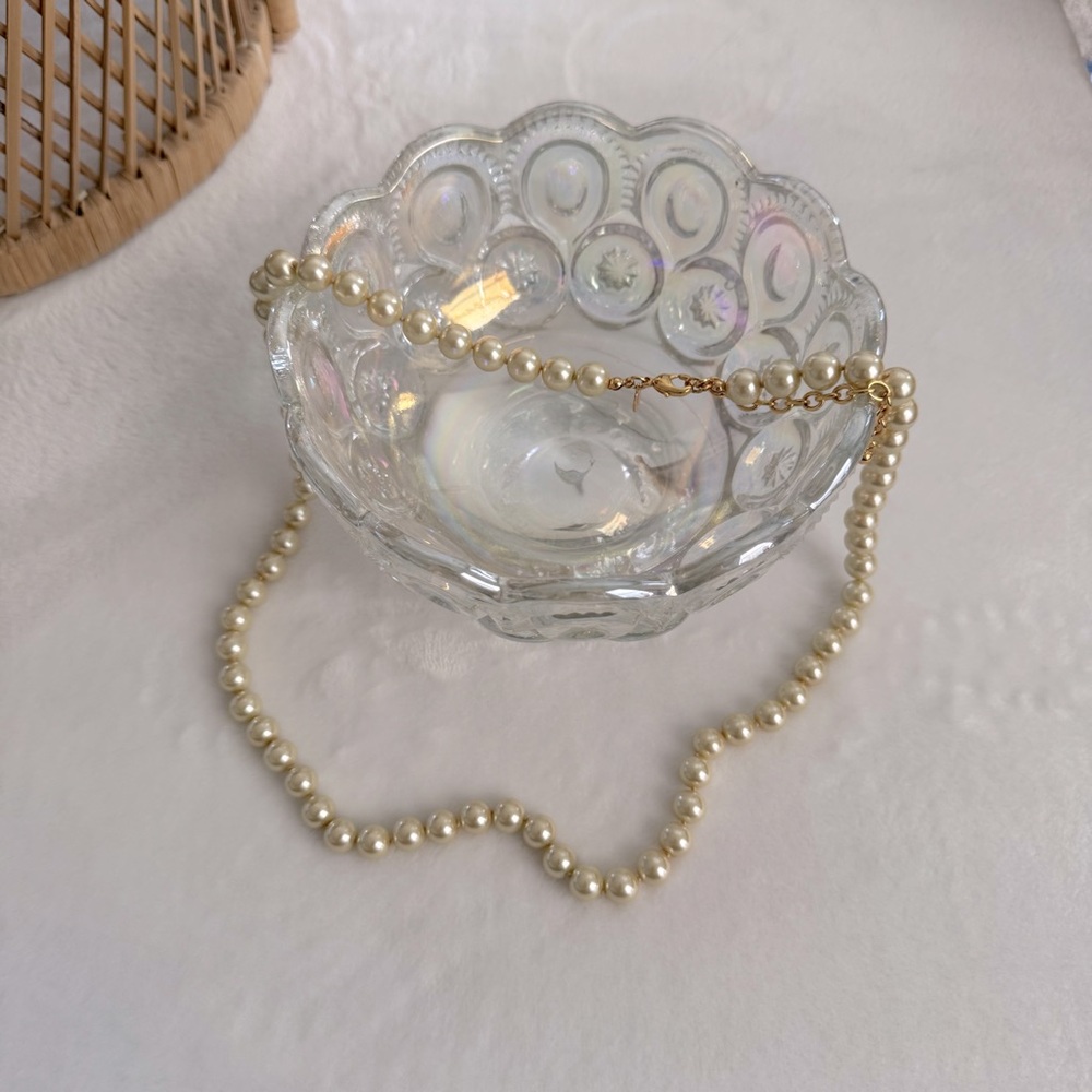 Vintage Joan Rivers Faux Elegant Pearl Necklace